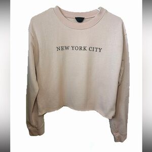 Cropped TopShop Light Pink New York City Crewneck